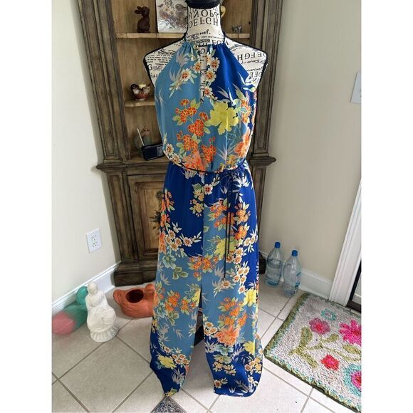 Guess Cassidy Sakura Floral Maxi Halter Dress - Picture 9 of 9